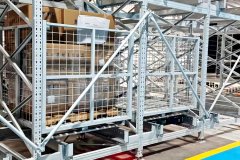 鐵質(zhì)周轉(zhuǎn)箱 堅固耐用的倉儲物流利器